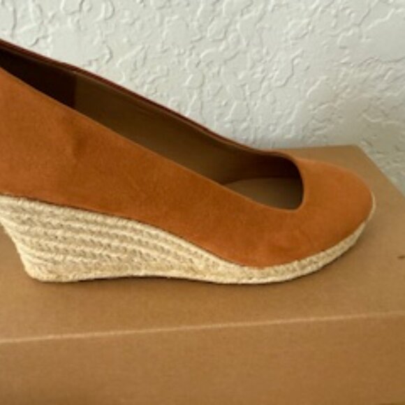 J. Crew Factory - Sueded Espadrille - Size 8, Pale Clay - Picture 2 of 4
